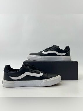 Black leather vans Women Size 7